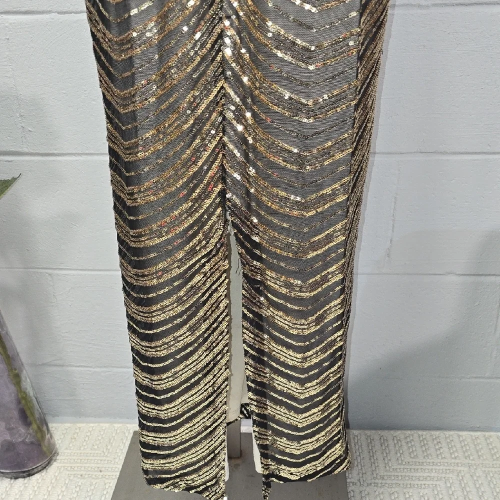Fashion Nova Black and Gold Dress - Picture 11 of 12